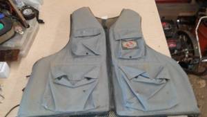 lot 381 image: Stearns Life Jacket, Lots Of Pockets.