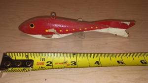 lot 400 image: Fishing Decoy
