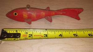 lot 402 image: Fishing Decoy