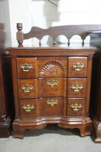 lot 18 image: Wooden Nightstand