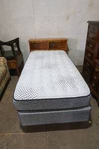 lot 24 image: Sealy extra firm twin mattress