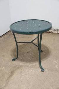 lot 41 image: metal patio side table