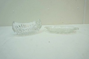 lot 116 image: Lead Crystal Relish bowl and tray