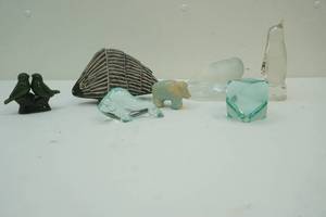 lot 141 image: Group of ceramic, glass, and jade figures