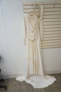 lot 170 image: Vintage wedding dress