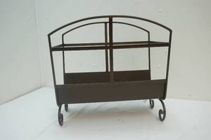 lot 189 image: Magazine holder