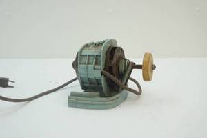 lot 195 image: Vintage Electric Stone Buffer
