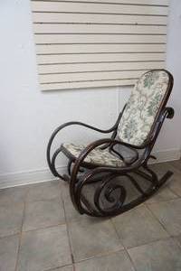 lot 222 image: Bentwood rocking chair