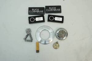 lot 237 image: Group of collectables includes pocket watch, Buick keychains