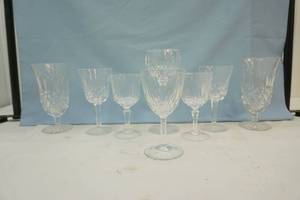 lot 114 image: Group of crystal stem glasses