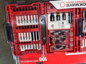 Milwaukee SHOCKWAVE Impact Duty Alloy Steel Drill and Screw Driver Bit Set (100-Piece)