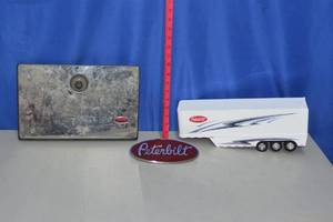 Peterbuilt Items
