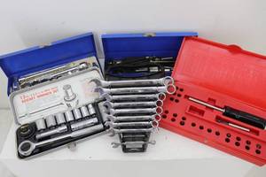 Socket Sets, Wrenches, Allen Wrenches, Screw Driver Kit