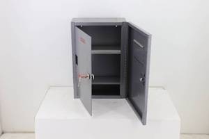 Dual Key Lock Box