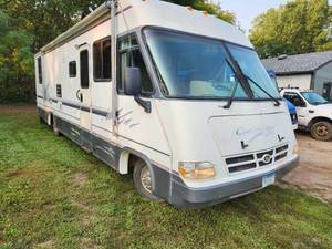 1997 Triple E Recreational Vehicles Commander RV