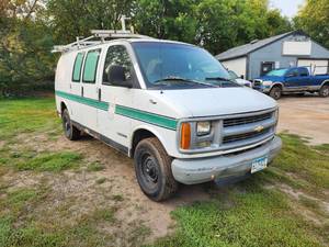 1997 Chevrolet 3500 3-Door Cargo Van