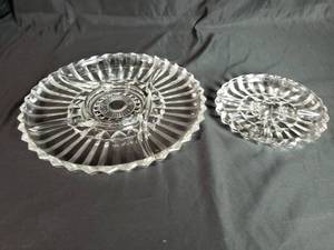 lot 24 image: Serving Platters