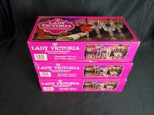 lot 38 image: Lady Victoria Wine Glasses
