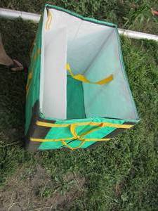 Collapsible bag with zippered top a...