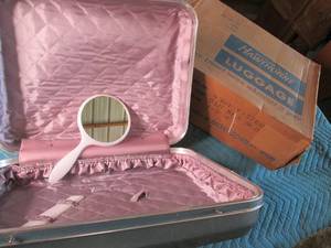 Vintage suitcase with original box...