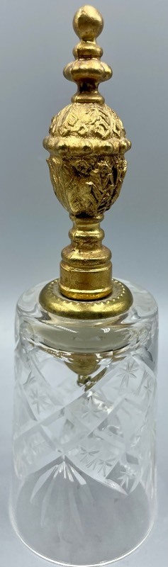 lot 381 image: 2 Beautiful Brass Handled Bells