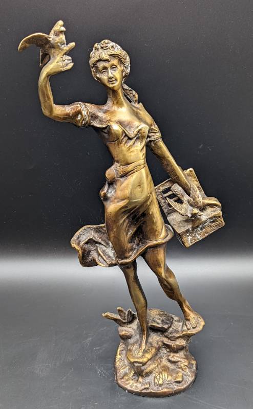lot 382 image: Vintage Brass Figural Sculpture