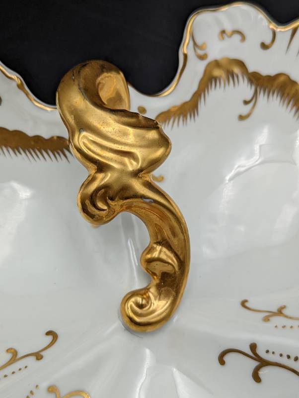 lot 393 image: Lovely Gold and White Divided Dish