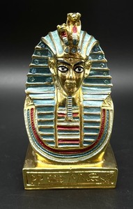 lot 56 image: Qifu Pharaoh Trinket Box