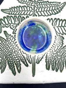 lot 73 image: Amaranth Stoneware Art from Canada