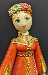 lot 34 image: Russian Painted Wood Doll