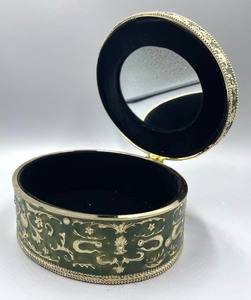lot 151 image: Lovely Large Enticing Enamel Trinket Box with Mirror