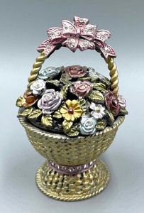 lot 171 image: Trio of Floral Trinket Boxes
