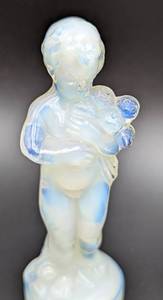 lot 44 image: Pair of Miniature Cesare Toso Murano Opalescent Glass Cherub Figurines