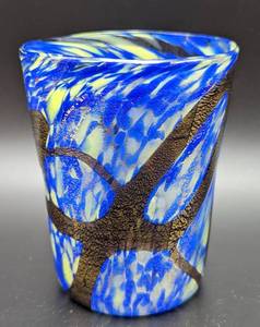 lot 131 image: Small Murano Glass Tumbler