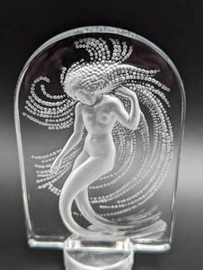 lot 141 image: Lalique Naiade Crystal Nymph