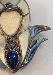lot 225 image: Sterling Carved Bone Abalone and Stone Brooch
