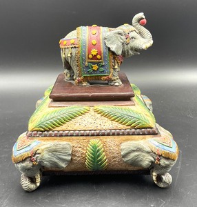 lot 269 image: Bella Casa Lidded Elephant Themed Trinket Box