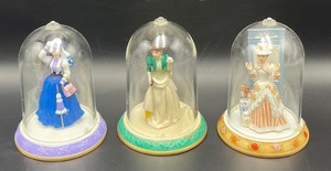 lot 282 image: 11 Collectable Avon Figurines with Glass Domed Covers
