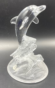 lot 308 image: Two Crystal and Art Glass Dolphins