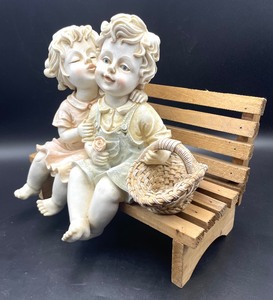 lot 314 image: Adorable Resin Sculpture