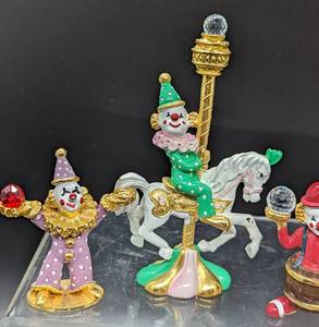 lot 370 image: Large Variety of Spoontiques Pewter Clown Figurines
