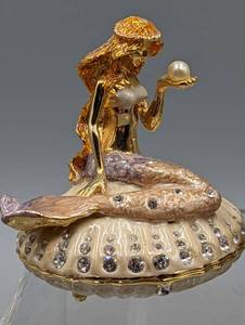 lot 236 image: Under the Sea Theme Bejeweled Trinket Boxes