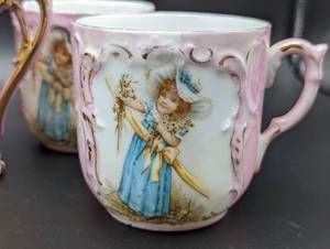 lot 247 image: Pretty Pink Vintage Painted Dishes