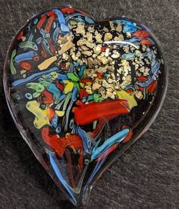 lot 252 image: Pair of Art Glass Heart Paperweights