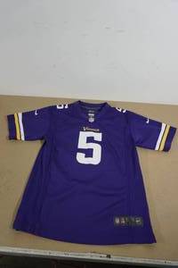 lot 77 image: Teddy Bridgewater Minnesota Vikings Jersey - Boys Large (1416)
