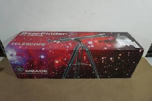 lot 100 image: Meade StarFinder 60AZ-M 60mm Altazimuth Refracting Telescope Set