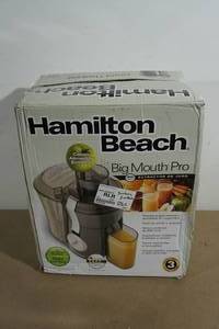 lot 47 image: Hamilton Beach Big Mouth Pro Juicer - BROKEN Switch