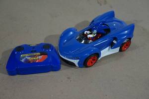 lot 166 image: Sonic Team Racing Remote Control Car