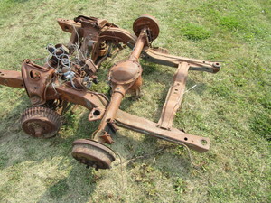 lot 18 image: Stub Frame & 10 Bolt Camaro Rear End