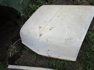 lot 195 image: 56 Chevy Hood, Ford & Mercury Fenders